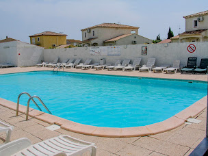 Photo n°41 de Camping City à Arles (Piscine)
