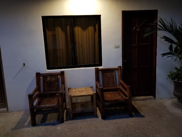 Panglao Birdwatcher's Beachfront Hotel