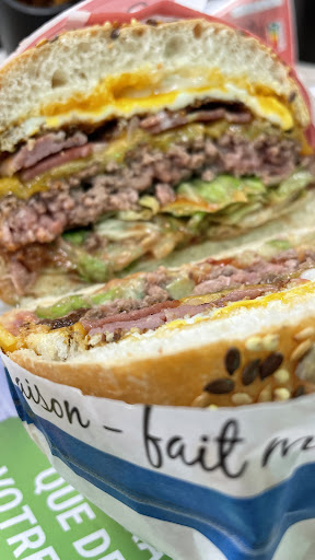 Photo 6 - Fabulous Burger