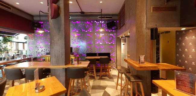 Σχόλια και κριτικές για το BarraTres Restaurant Bar