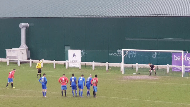 Beoordelingen van F.C. Sint-Joost in Brussel - Sportcomplex