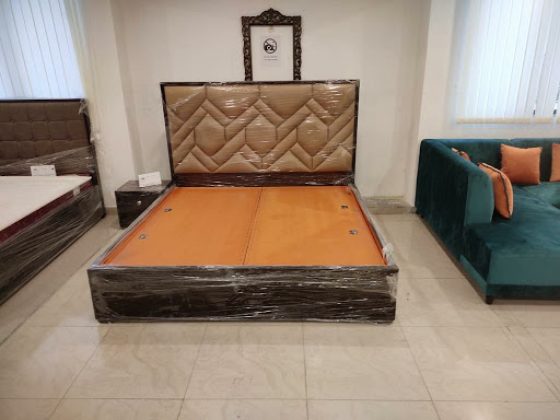 Gallery image 13