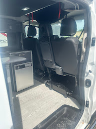 Photo n°18 de CONCEPTVANING devient ALBACAMPER | Amenagement de Van sur mesure à Le Pontet (Concessionnaire de véhicules de loisirs)