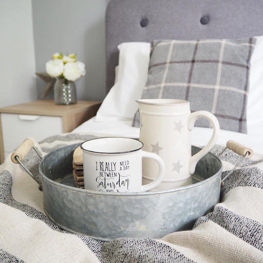 Cottage Comforts - Visual