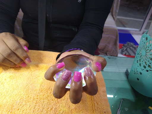 Estética rizos y lacios. - Thumbnail