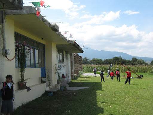 Primaria Conafe "Francisco I. Madero" Logo
