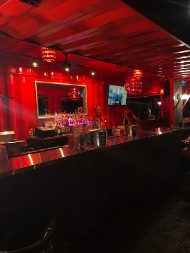 702 Bar - Visual