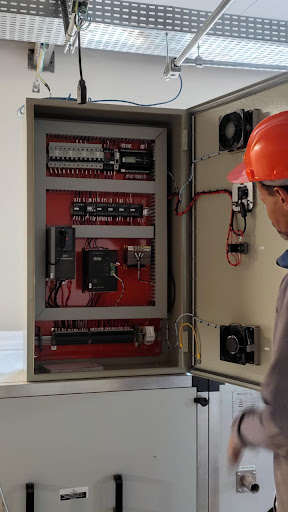 Eletricista Denis -manutenção e instalação 24h