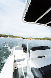 Photo n°14 de Charlet Nautic à Biscarrosse (Service de réparation de bateaux)