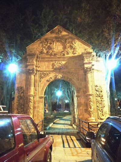 Photos of Plaza del Monticulo