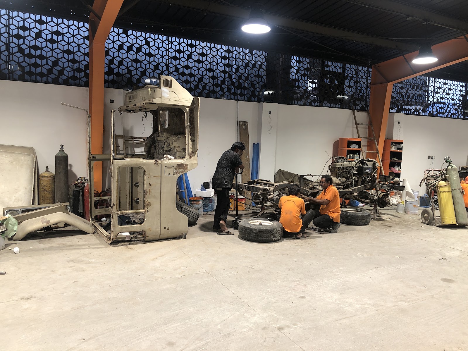 ورشة السالمة لخدمة السيارات - صورة 2