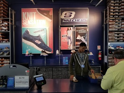 SKECHERS Factory Outlet