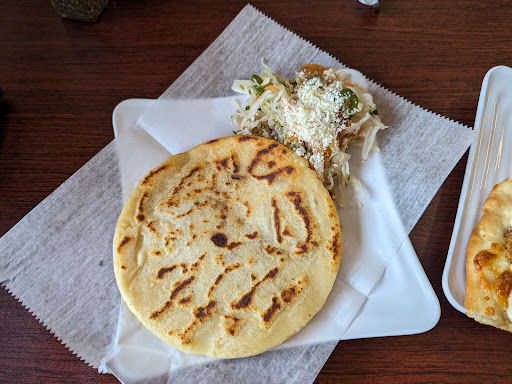 Gia's Pizza Restaurant - Thumbnail