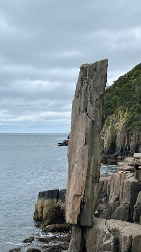 Balancing Rock Parking Lot