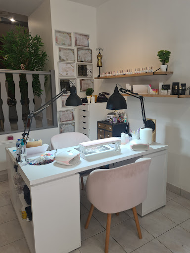 Far&Co Beauty Nail'S Gallery - France
