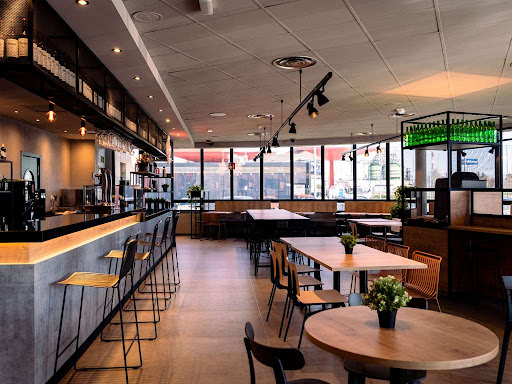 POP EAT restaurante -Hotel ibis-