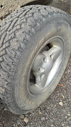 Photo n°13 de PIECES 4x4 OCCASION LISSIEU à Lissieu (Magasin de pièces de rechange automobiles)