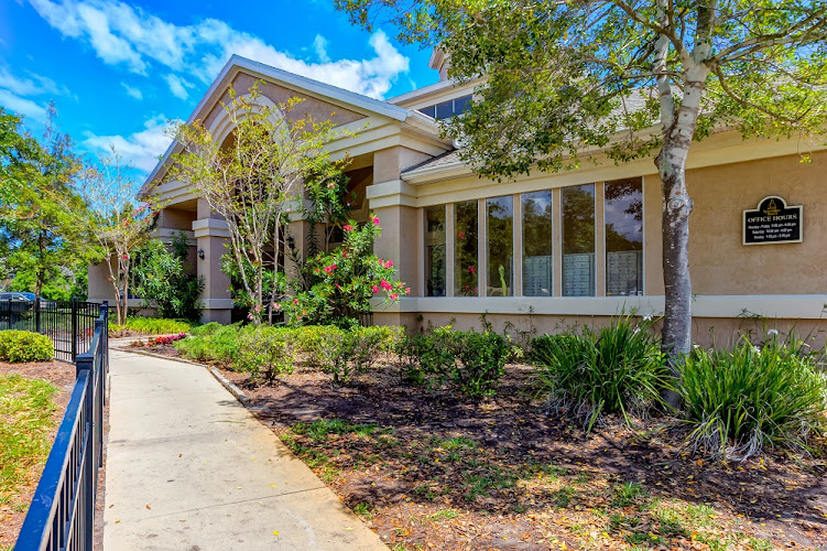 Spinnaker Reach Apartments