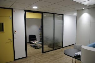 Photo n°7 de Selarl de Chirurgiens-Dentistes DENTECH, Drs Christophe et Sylvie DEAGE à Saint-Just-Saint-Rambert (Cabinet dentaire)