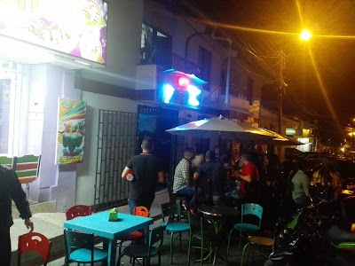 bar