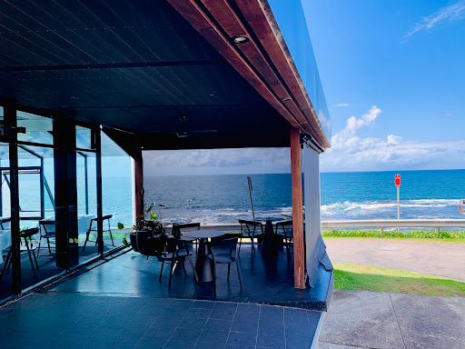 Ocean Restaurant and Bar - Blue Bay - Thumbnail