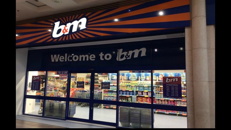 B&M Store photo 2