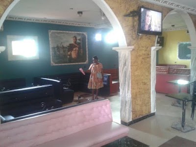 Photos of Snack Bar Le COLYSEE, Yaound&eacute;