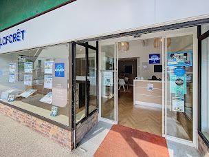 Photo n°6 de Laforêt immobilier à Verneuil-sur-Seine (Agence de location immobilière)