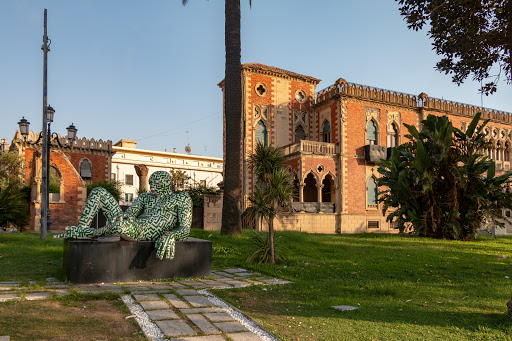 Statua "Labirintite" di Rabarama - Thumbnail