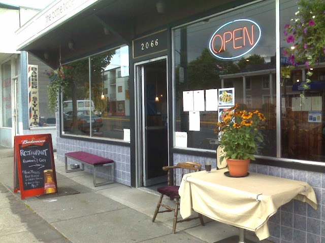 The Tipper Restaurant & Review Room