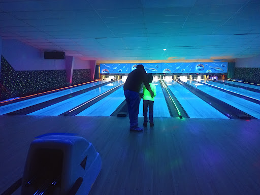 Northwoods Lanes & Lounge - Thumbnail