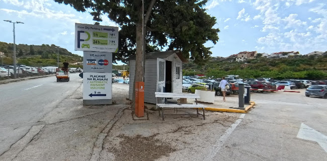 Hvar City parking 3 - Hvar
