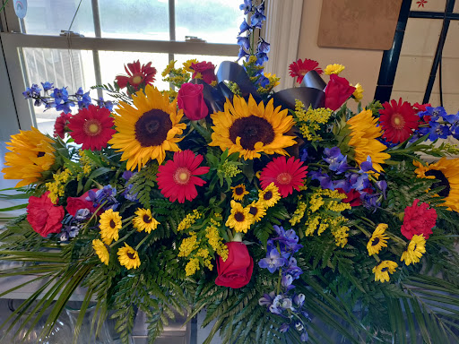 Creations By Barbara Florist & Gifts - Thumbnail