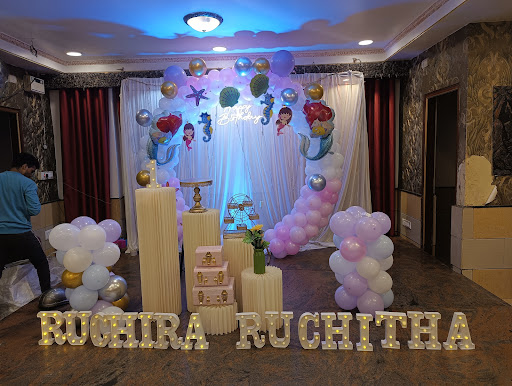 Gallery image 328