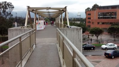 Photos of Campo Deportivo Centro Urbano de Recreaci&oacute;n Compensar