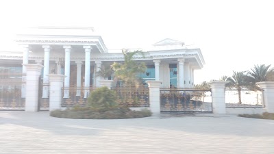 Photos of Mz place