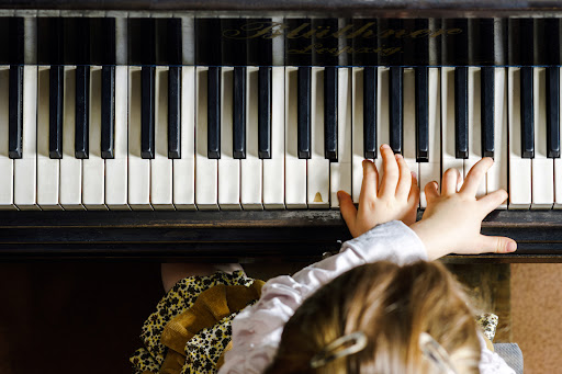 Instrumental Music for Children Logo
