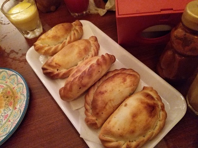 Deshistoria: Birra & Empanadas
