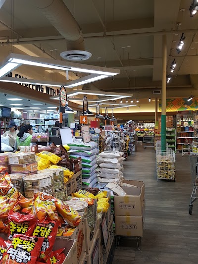 H Mart Williston Park