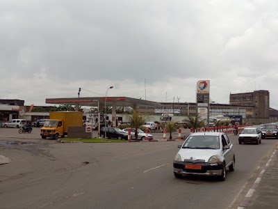 Photos of TOTAL BESSEKE