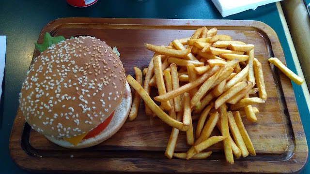 Quebec Burger