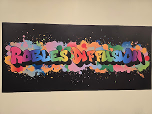 Photo n°12 de Robles Diffusion à Peyrolles-en-Provence (Magasin)