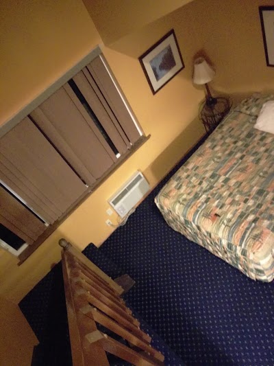 Photos of Smokey Point Motor Inn