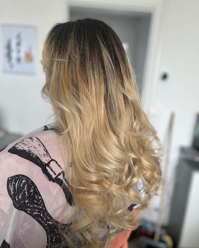 Chlo' Coiffure Gallery - France