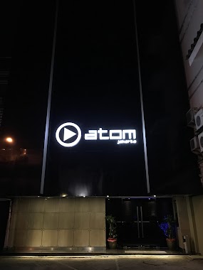 Atom jakarta, Author: clluni parkvcfvfv