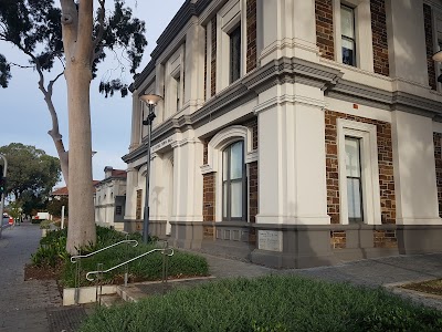 St Peters Library