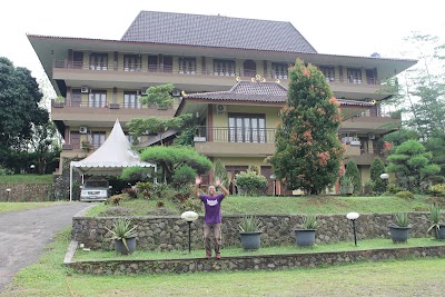 Photos of Panjang Jiwo