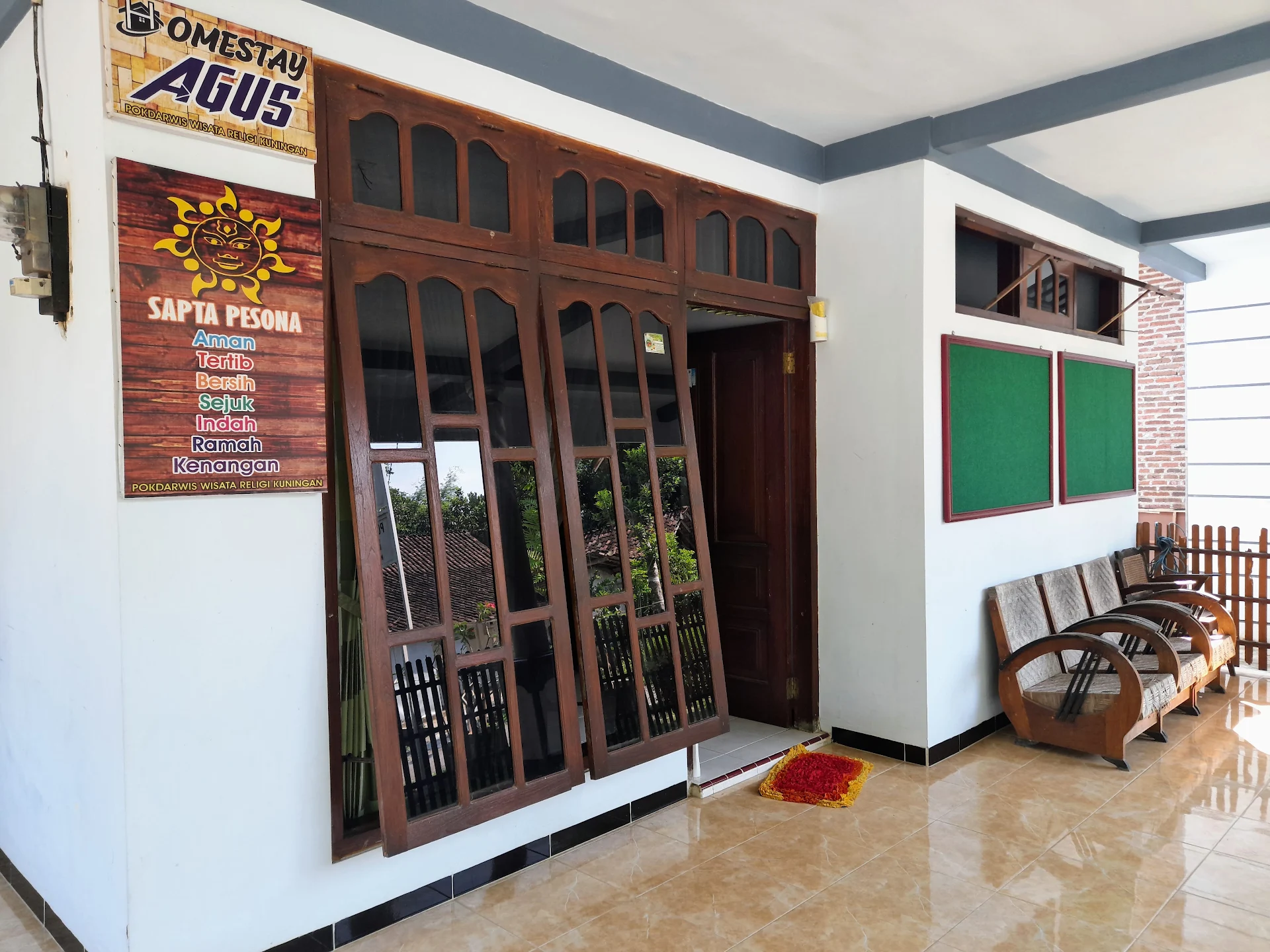 KUNINGAN HOMESTAY BLITAR