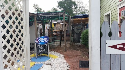 Photos of Riverview Hotel