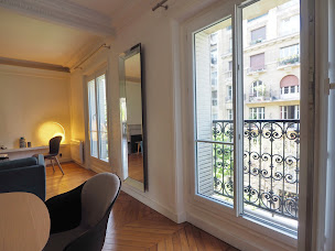 Photo n°7 de DOMIERE CONSEIL IMMOBILIER - Agence Immobilière Paris 17 à Paris (Agence de location immobilière)